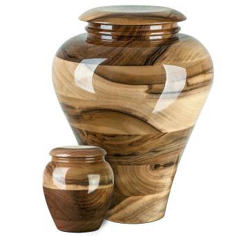 urny drewniane, urny pogrzebowe drewniane, urna z orzecha