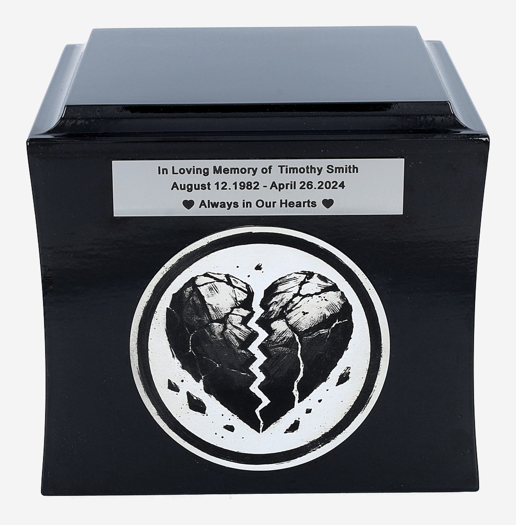 Urna ze złamanym sercem