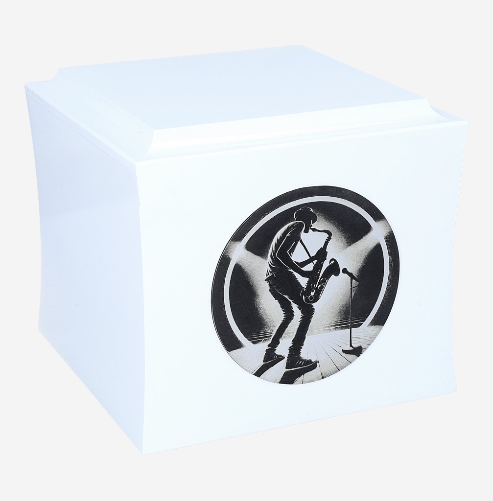 Urna dla Saksofonisty